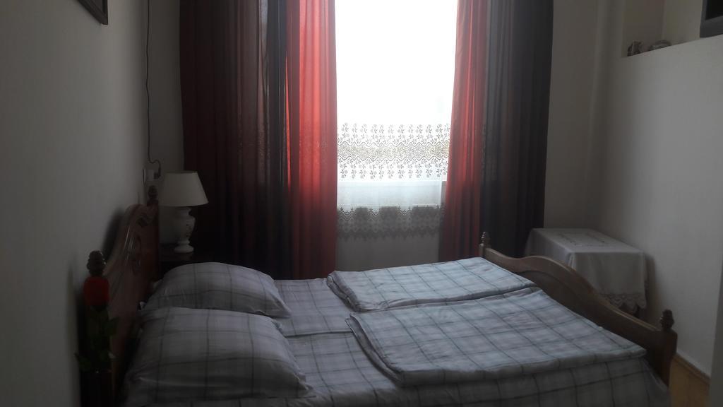 Hotel Mmg Тбилиси Екстериор снимка